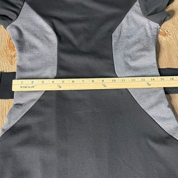 Roulette Black Gray Colorblock Side Panels Short Cap Sleeves Belted Dress Size 4 - Picture 9 of 15